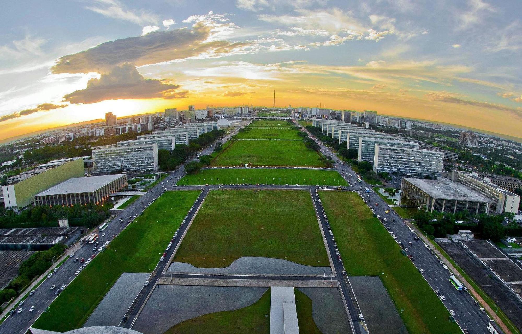 F218 Cb Excelente Flat Em Area Apartamento Brasilia
